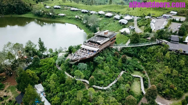 8 Tempat Wisata Alam Bandung Terbaik, Wajib Dikunjungi!
